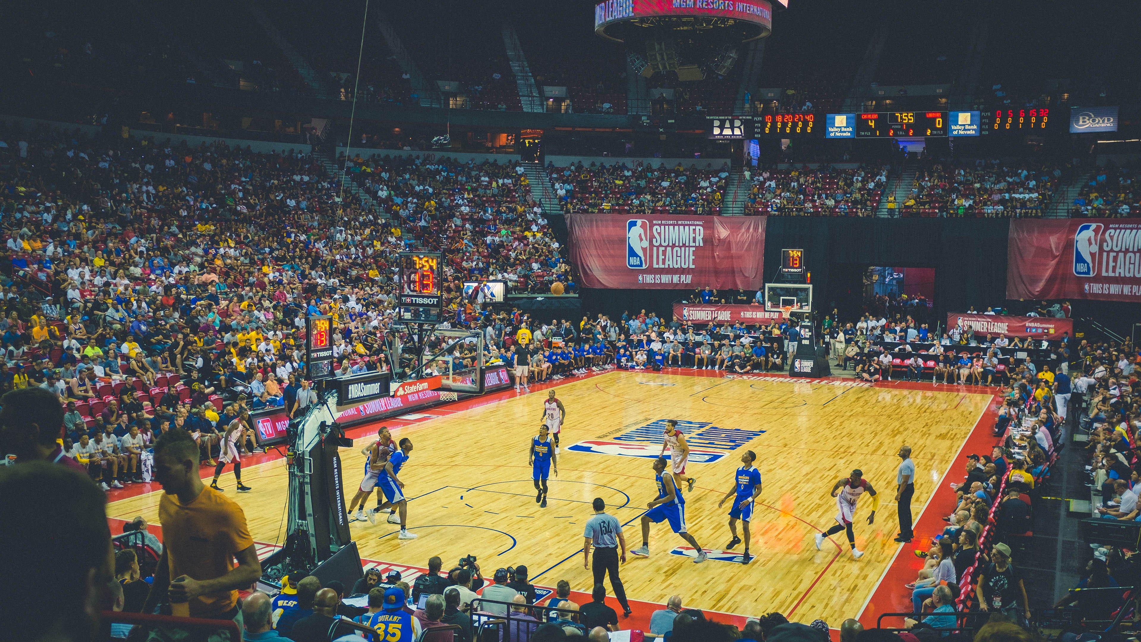 CBA赛季再度引爆篮球狂潮,2021至2022赛季cba篮球